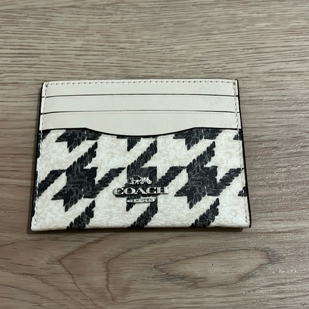 NWOT Coach Houndstooth Slim ID Card Case